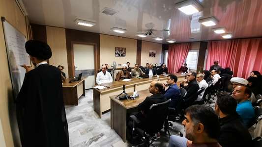 اولین سلسله جلسات اخلاق  درمرکز آموزشی درمانی شهید دکتر بهشتی برگزار شد 